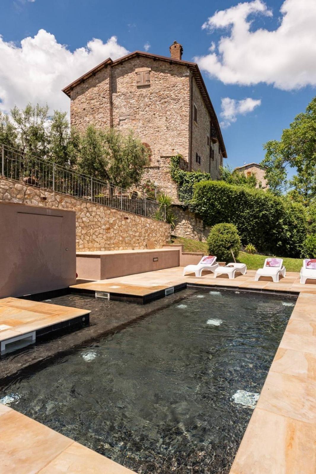 Il Castello Di Perchia Aparthotel Crocemaroggia ภายนอก รูปภาพ