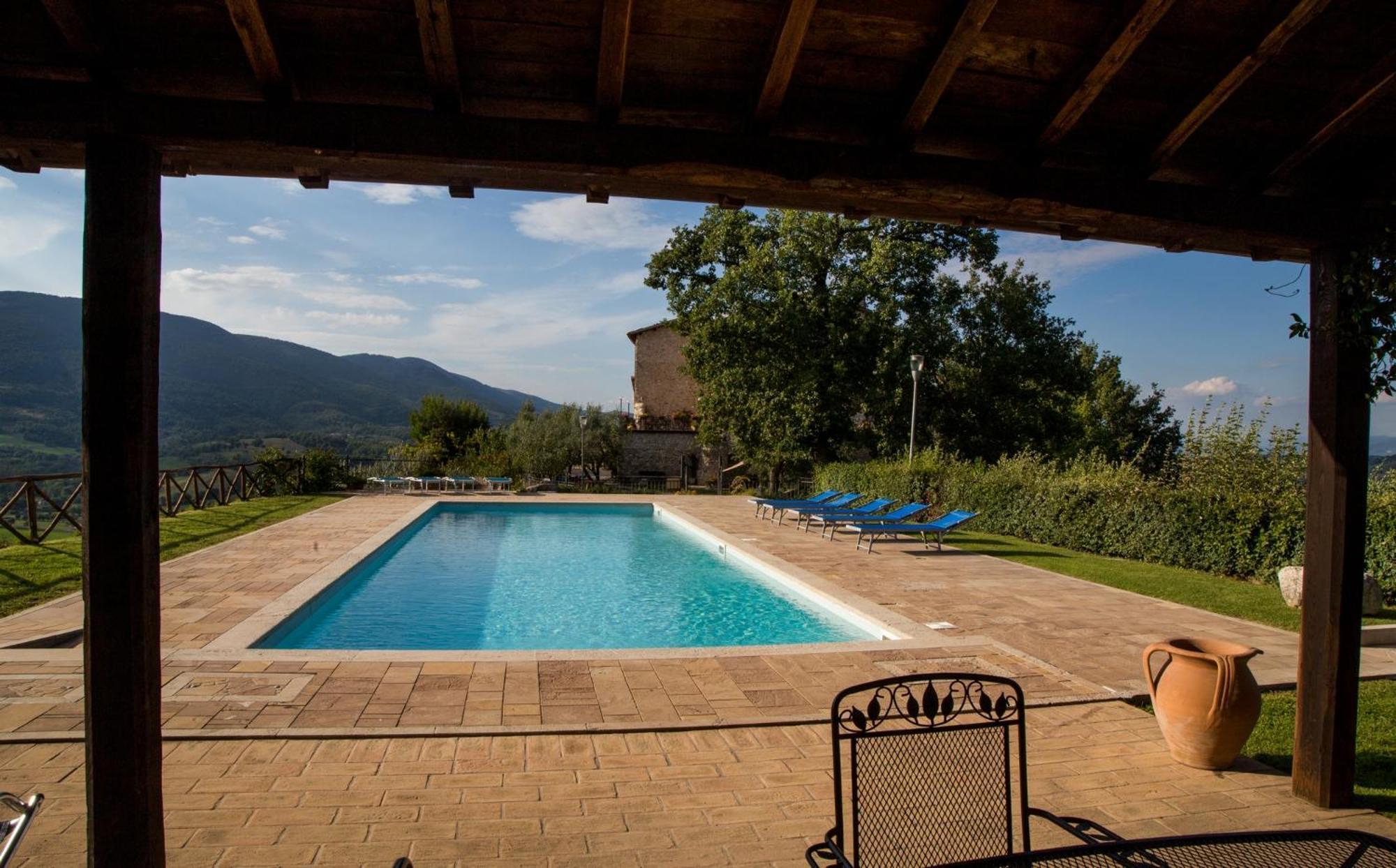 Il Castello Di Perchia Aparthotel Crocemaroggia ภายนอก รูปภาพ