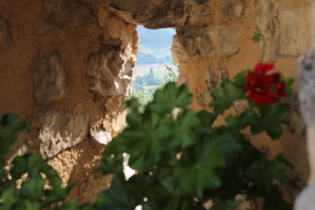 Il Castello Di Perchia Aparthotel Crocemaroggia ภายนอก รูปภาพ