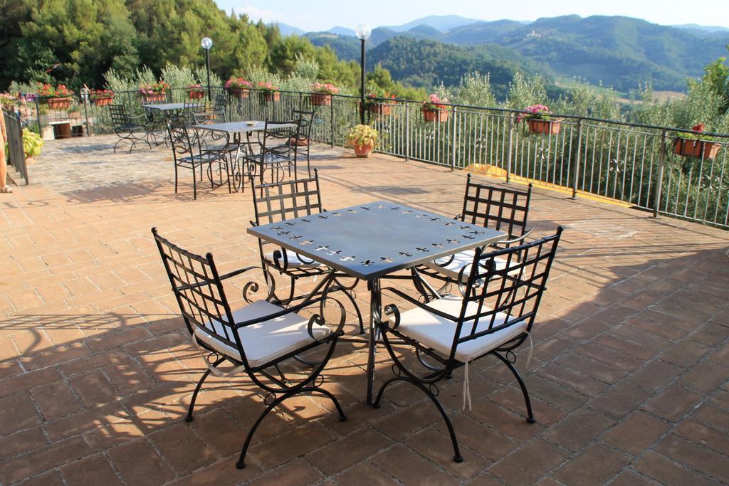 Il Castello Di Perchia Aparthotel Crocemaroggia ภายนอก รูปภาพ
